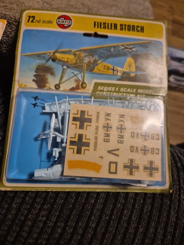 Airfix kits fiesler - airfix, 1/72.
