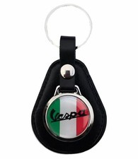 VESPA SCOOTER ITALIAN FLAG  LEATHER KEYRING