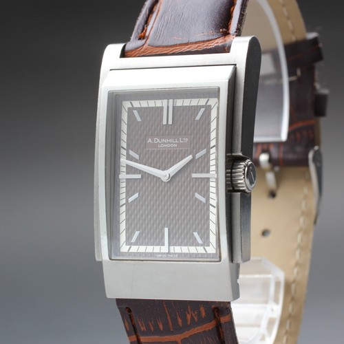 Near mint dunhill wafer - mint],