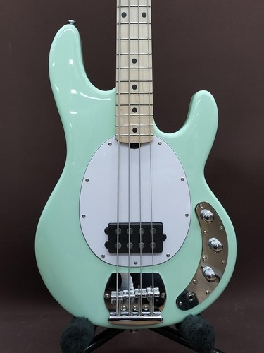 Sterling musicman electric - by,