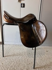 Stubben 17.5” Brown Saddle