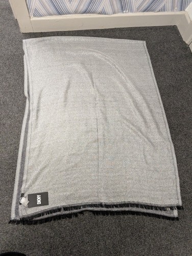 Bnwt rrp dkny silver - bnwt,