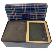 Ashby & Brant Brown bi fold