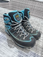 Asolo ladies Goretex walking boots size 5