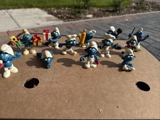 12 Vintage Smurf Figures -