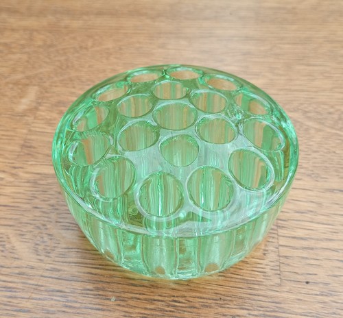Vintage light green glass - green,