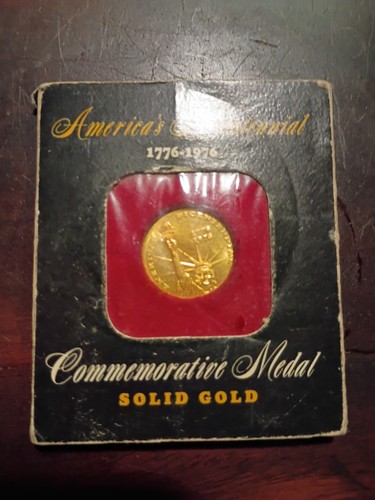 1976 gold coin ameica - 1976,
