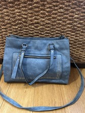 Beautiful women's shoulder bag