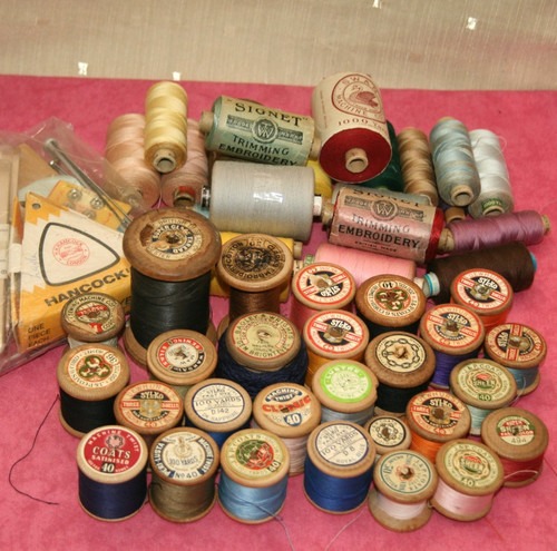 Vintage wooden cotton - wooden,