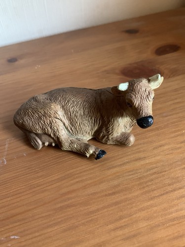 Elc vintage cow laying down - vintage,