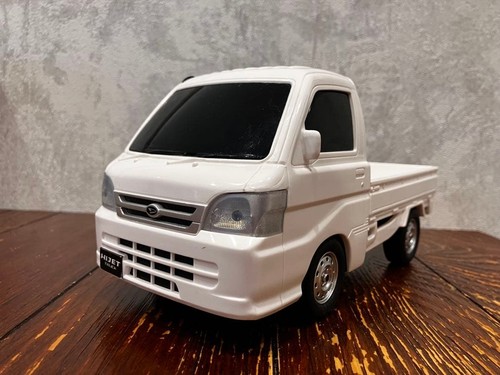 Daihatsu hijet truck white - daihatsu,