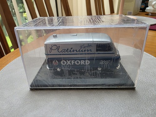 Oxford diecast morris j2 - -, van