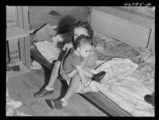 Photo 1930s mother - mother, holding