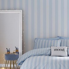 Classic Stripe Wallpaper Sassy