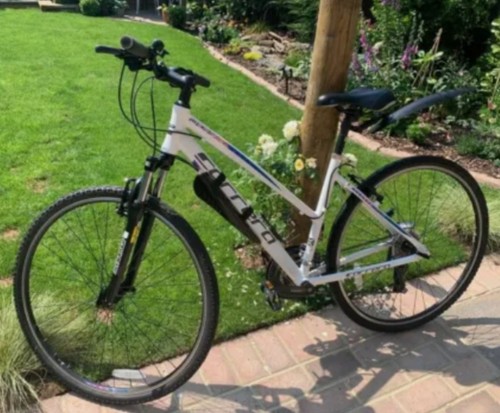 Carrera valour mountain bike - mountain,