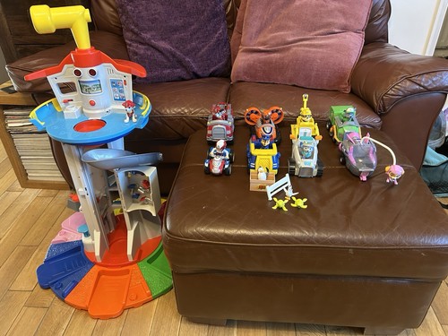 Paw patrol look - paw, tower