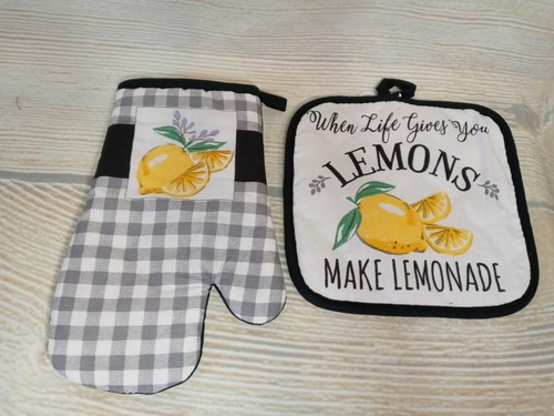 New lemons oven - mitt, pot