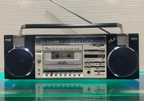 Sanyo v8mkii boombox - boombox, radio