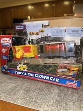 TOBY & CLOWN CAR ! Thomas
