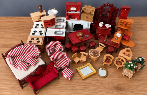 Vintage dolls house - house, furniture