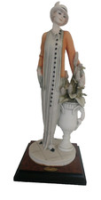 Capodimonte Giuseppe Armani 'Lady with Vase of Flowers' Figurine Florence Art