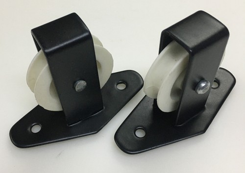 Black upright pulley - upright,