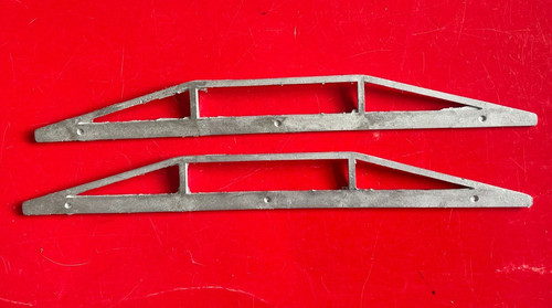 Gauge coach truss rods - o,