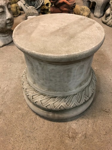 Round pedestal plinth - , column