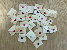 26 Mini envelopes with heart