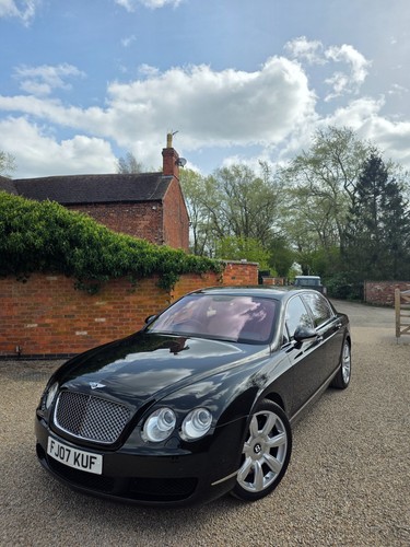 Bentley flying spur - flying,