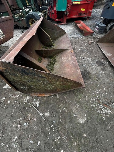 Foot bucket loader - 5.7,