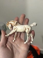 Stablemate 1:32 Scale Cheveyo Artist Resin Model Horse By Sarah Rose Body