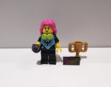 LEGO E - Sports Gamer col425 Minifigure. Collectable Series 25. CMF.