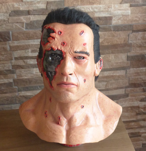 Mask latex terminator - mask, 2