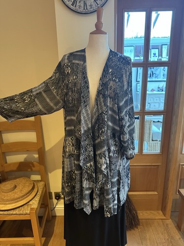 Waterfall front fine coverup - front,