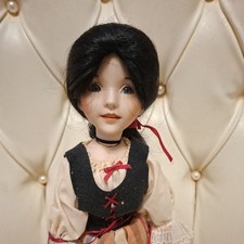 SNOW WHITE PORCELAIN DOLL