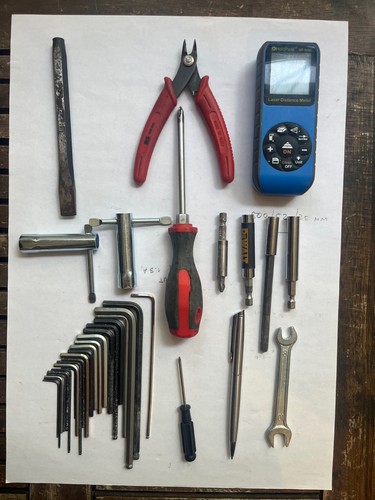Mixed hand tools tech - mixed, job