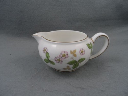 Wedgwood wild strawberry - wedgwood,