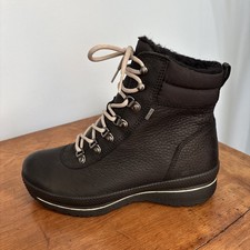 ECCO Black Leather Biom Voyage Hill Boots Size UK 4/37
