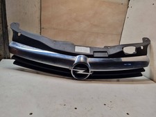 Opel Astra H 2006 Front grill
