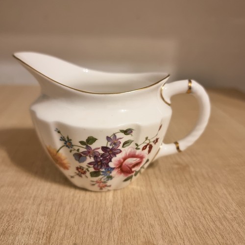 Vintage royal crown - derby, bone