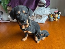 Country Artists Rottweiler with Puppy Sculpture Ornament Rottie Rotty