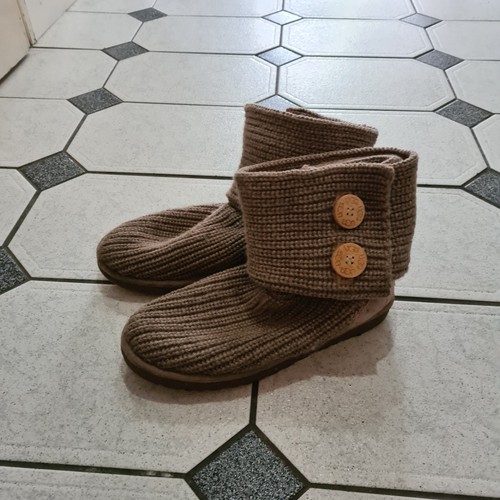Ugg womans brown knit boot - ugg,