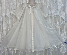 VTG M L Lisette Winter White