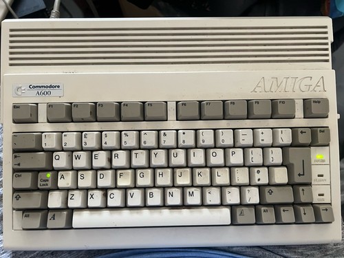 Commodore amiga 600 - commodore,
