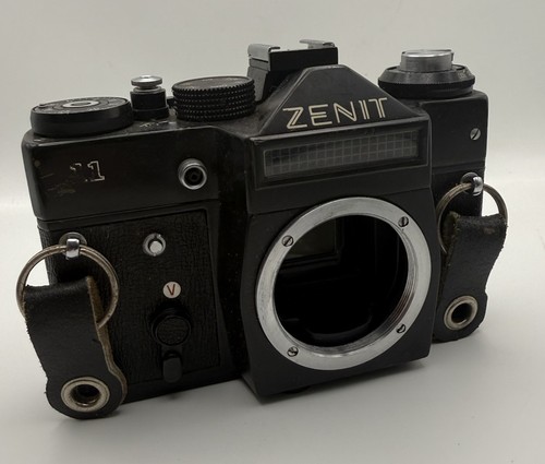 Zenit vintage 35mm slr film - 11,