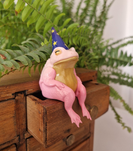 Wizard frog miniature - wizard,