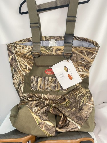 Mossy oak shadow grass habitat - oak,