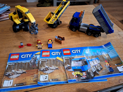 Lego city 60075 - excavator, and