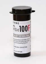 Rerapan 100F Black & White